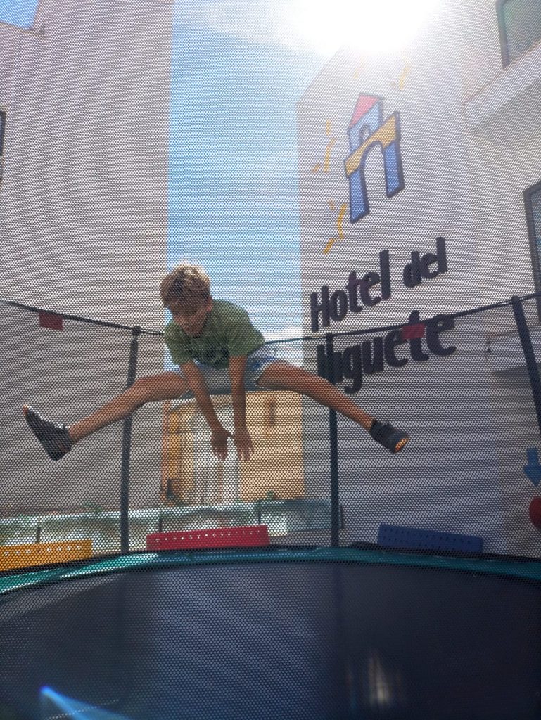HOTEL DEL JUGUETE EN IBI